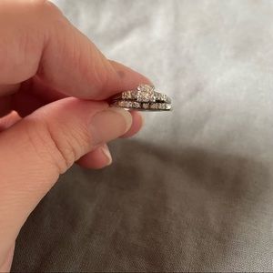 Diamond engagement ring